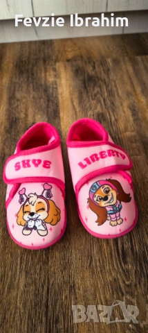 Продавам нови, някои носени по веднъж дрешки, обувки, сандали за момиче , снимка 14 - Детски сандали и чехли - 53925145