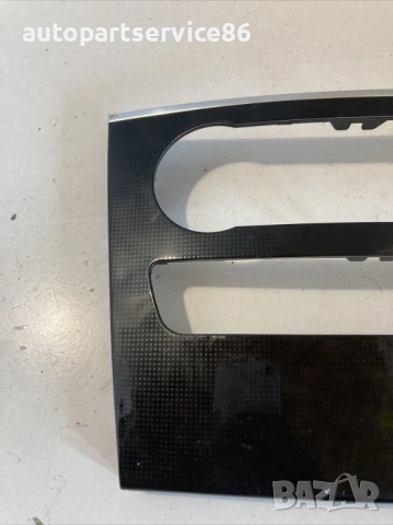 Централна конзола на таблото за Mercedes ML W164 420 CDI (2007) 1646804417, снимка 3 - Части - 54091050