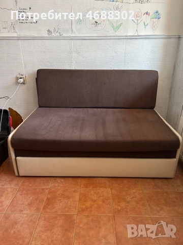 Компактно диванче