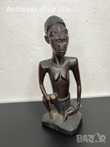 Африканска дървена фигура на жена. №5118