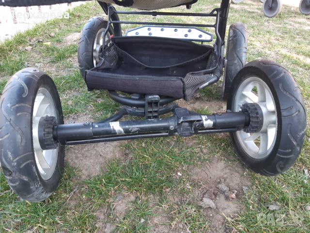 ПОДАРЯВАМ .Бебешка количка Mutsy , снимка 5 - Детски колички - 36481087