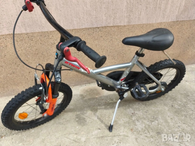 Детски велосипед 16 цола Btwin с преден амортисьор, снимка 5 - Велосипеди - 53925531