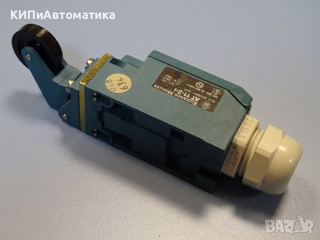 краен изключвател KLOCKNER MOELLER AT 11-2-i limit switch 220V, снимка 7 - Резервни части за машини - 39638816