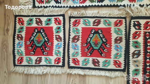 Чипровски килимчета, снимка 4 - Антикварни и старинни предмети - 38493849
