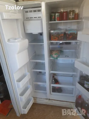 Продавам  хладилник с фризер , снимка 2 - Хладилници - 47730084