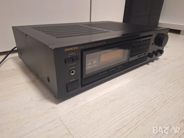 усилвател ONKYO TX-7620  класически японске аудио ресивър