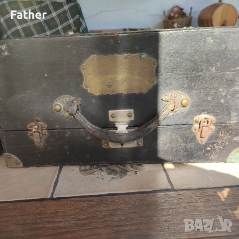 Колекционерски ретро акордеон Maximilien Vichoff, снимка 16 - Акордеони - 51787016