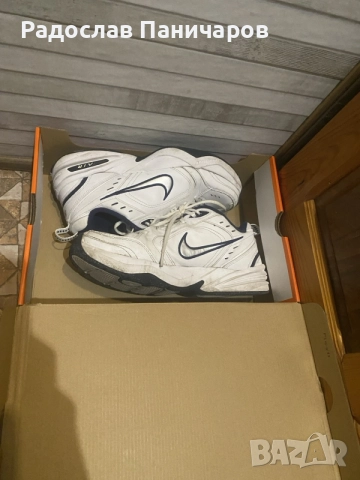 Nike Air Monarch 4