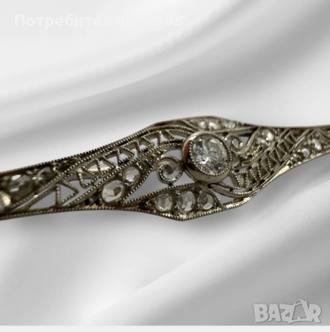 Златна брошка 18к с диаманти , снимка 3 - Други - 53266113