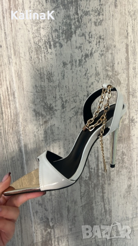 Бели сандали на висок ток, снимка 2 - Дамски обувки на ток - 44818579