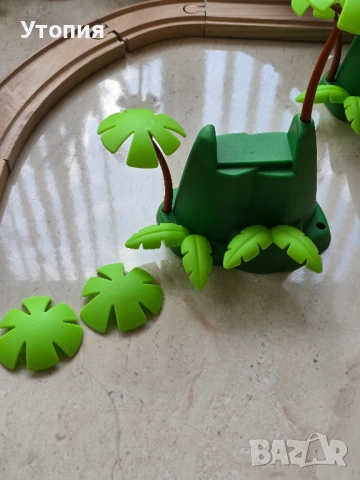 Дървена писта Playtive Jungle, снимка 11 - Коли, камиони, мотори, писти - 52554277