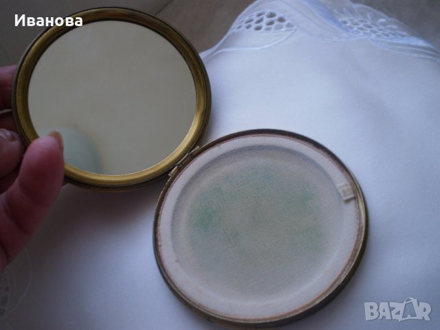 Две уникални позлатени пудриери-руска и френска , снимка 8 - Други ценни предмети - 29553623