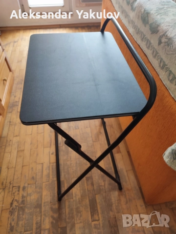 Продавам сгъваемо ученическо бюро отлично запазено, снимка 2 - Бюра - 52648600