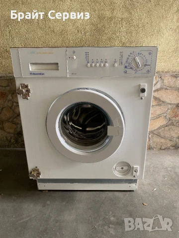 Пералня за вграждане Electrolux