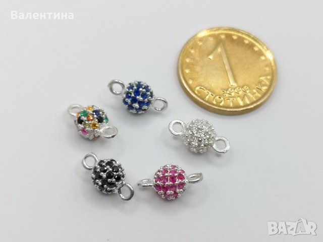 Дамска гривна със сребърни елементи и цирконий, снимка 5 - Гривни - 33971246