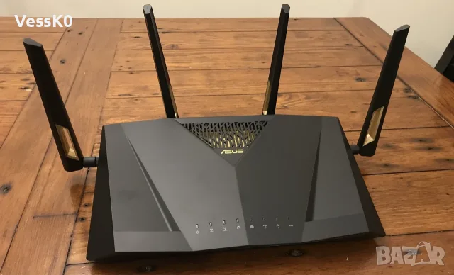 ASUS RT-AX88U WiFi 6 (802.11ax) 5GBps Gaming Безжичен Рутер AX6000