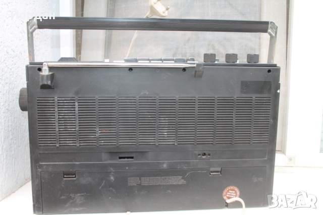 Радиокасетофон ''Philips 584'', снимка 12 - Радиокасетофони, транзистори - 52238117