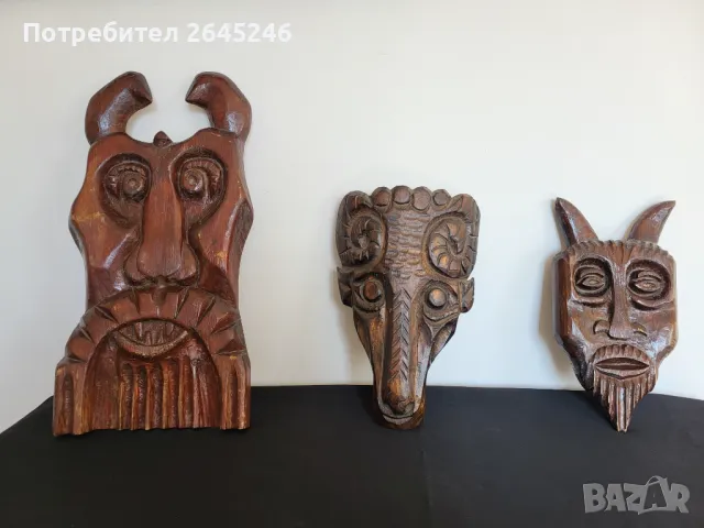 Лот от три дървени маски за стена , снимка 1