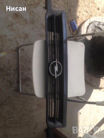 Предна маска опел астра Ф, снимка 1