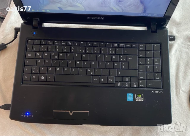 Бърз,запазен Красив  15,6  Лаптоп MEDION,  процесор i5 HDD-320 gb, RAM 8  gb, , снимка 4 - Лаптопи за работа - 50634425
