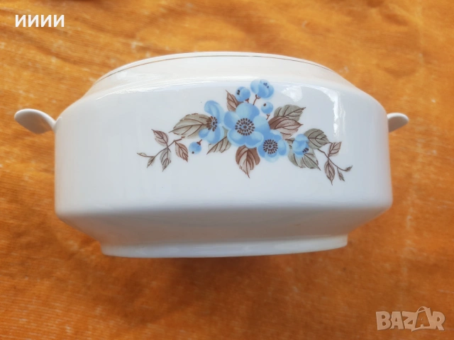 Порцеланов супник , снимка 3 - Антикварни и старинни предмети - 53937394