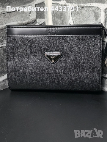 Prada чанта тип плик , снимка 2 - Чанти - 52830803