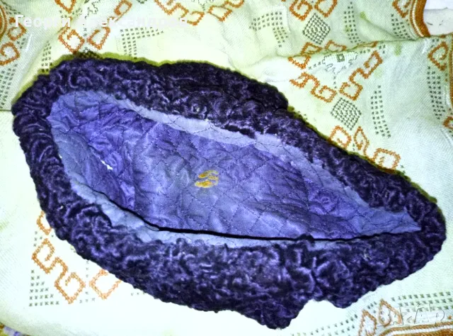 Стара АСТРАГАНОВА КОЖЕНА ШАПКА УШАНКА Овча Кожа от КАРАКУЛ, снимка 7 - Шапки - 48073534