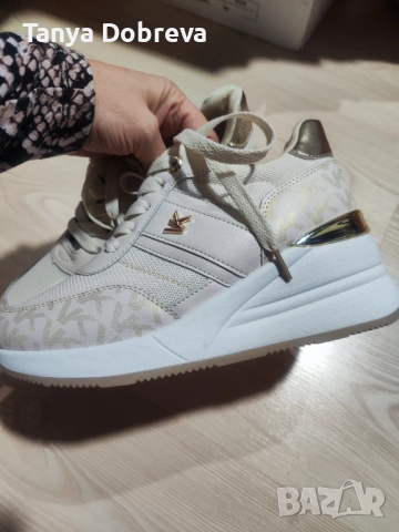 Дамски маратонки , снимка 3 - Маратонки - 51979300