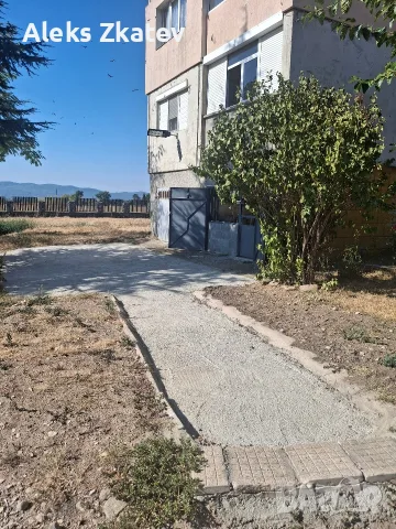 продавам гараж в гр.мъглиж, снимка 11 - Гаражи и паркоместа - 55832826