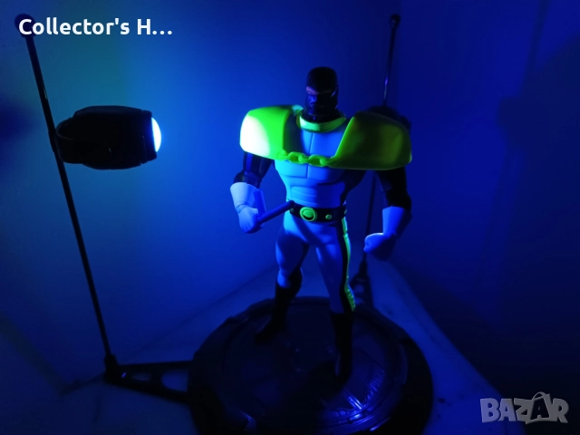 Lock-Up Batman: The Animated Series Deluxe Figure Батман екшън фигура фигурка играчка, снимка 6 - Колекции - 52949391