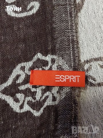 Дамски шал ESPRIT , снимка 2 - Шалове - 37802211