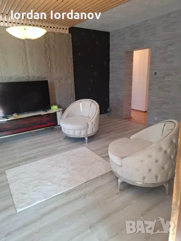 Продава 3-стаен в с. Кленовик, Община Радомир , снимка 2 - Апартаменти - 56120942