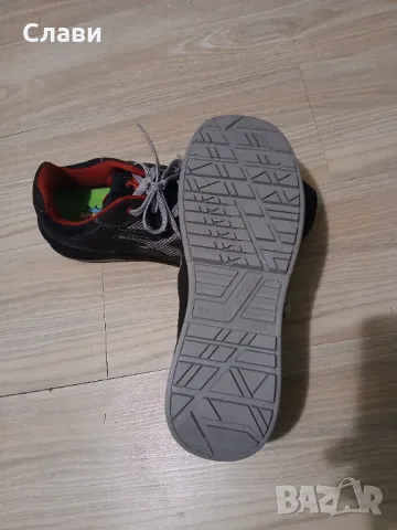  Продавам мъжки ежедневни обувки,48 номер,големи тип маратонки, снимка 5 - Ежедневни обувки - 49150802