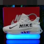 Бели маратонки Nike , снимка 1