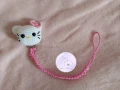 Щипка/клипс за залъгалка Hello Kitty, снимка 1