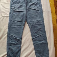 Син панталон на RESERVED за ръст 164 см., снимка 1 - Детски панталони и дънки - 40383976