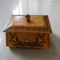 Дървена кутия 11 см. , снимка 1 - Други стоки за дома - 32064645