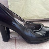 дамски черни лачени обувки Gabor, размер 37, снимка 1 - Дамски елегантни обувки - 40829975