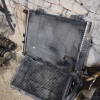 охладителен и климатичен радиатор Мерцедес w 210 , 2.9 тд, снимка 1 - Части - 44566689