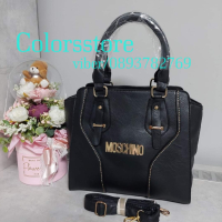 Черна чанта Moschino код SG207p, снимка 1 - Чанти - 43140034
