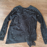 Интересен модел блуза на Negative , снимка 4 - Блузи с дълъг ръкав и пуловери - 44695202