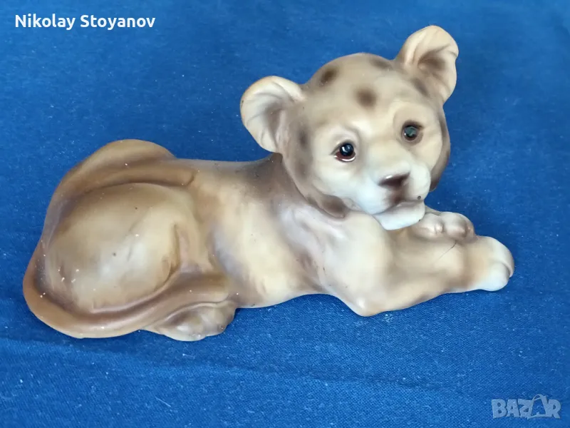 Фигурка на лъвица, снимка 1