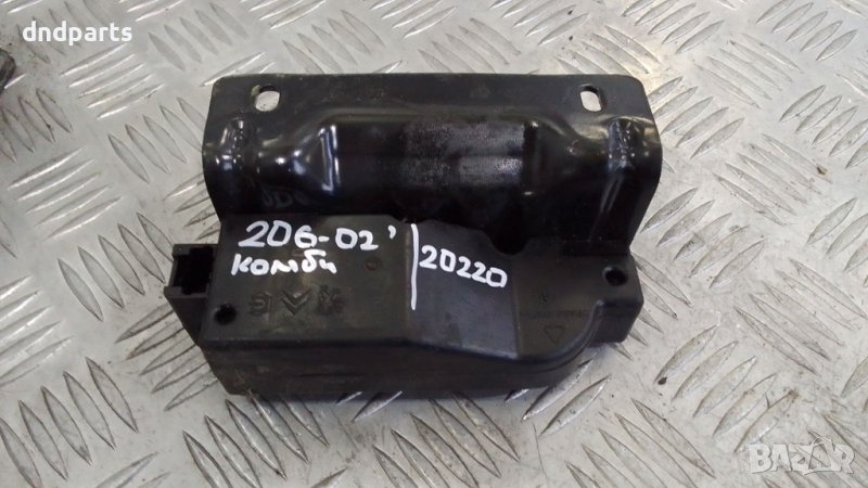 Брава заден капак Peugeot 206,2002г.(комби), снимка 1