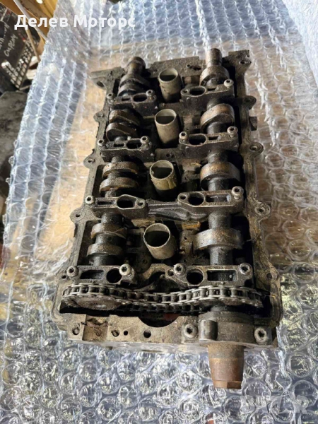 077 103 373 AM цилиндрова глава лява от Audi A8 4.2i 2000 г., снимка 1