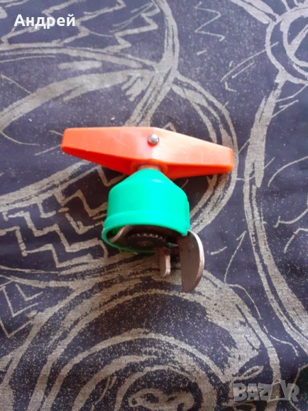 Стара отварачка за консерви Original Torpados #2, снимка 1