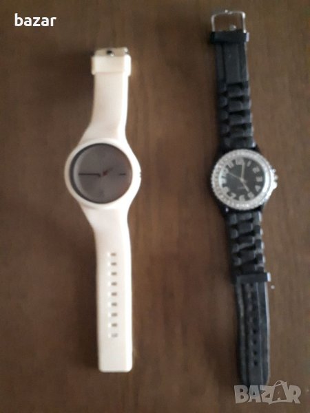 Часовник със силиконови верижки , снимка 1