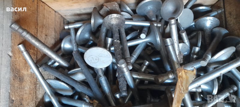 Клапани смукателни и изпускателни  много видове , снимка 1