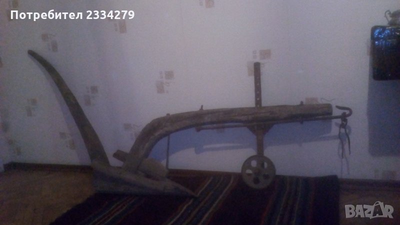 Дървено рало,изработено ръчно през миналото., снимка 1