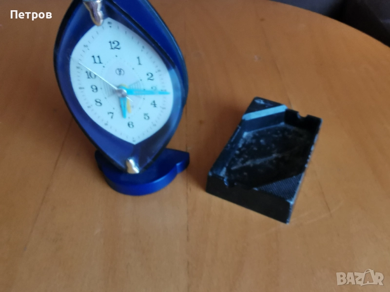 Пепелник Давидоф и будилник ретро антика., снимка 1