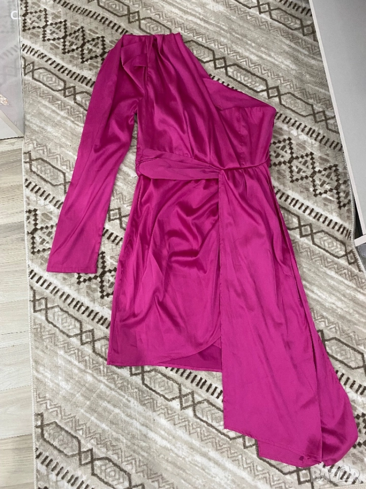 Дамска рокля, снимка 1